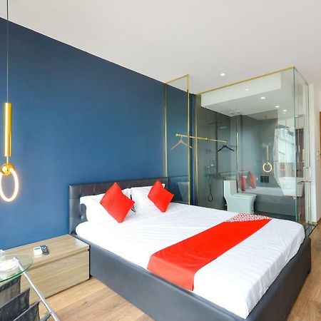 OYO 276 Bh Hotel Hanoi Buitenkant foto