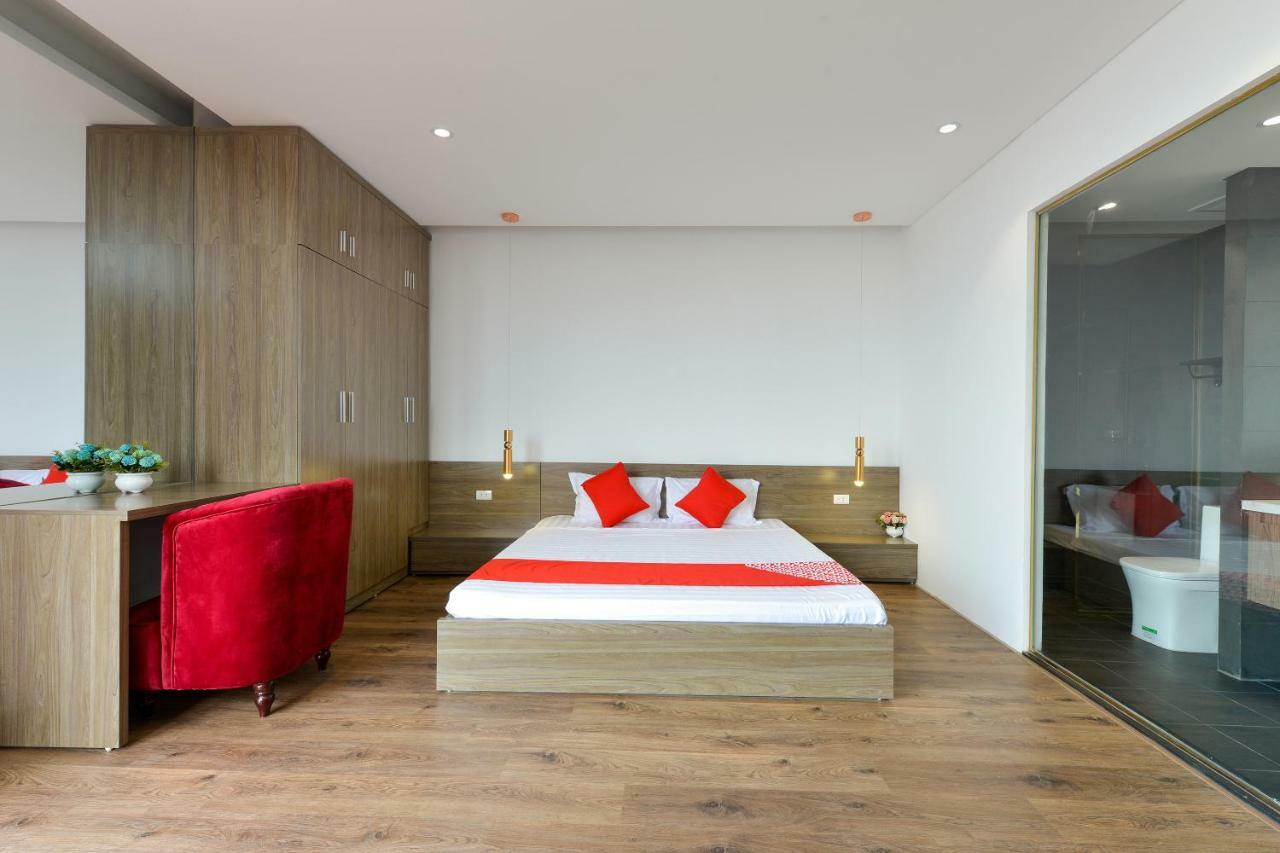 OYO 276 Bh Hotel Hanoi Buitenkant foto