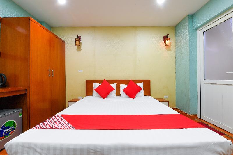 OYO 276 Bh Hotel Hanoi Buitenkant foto
