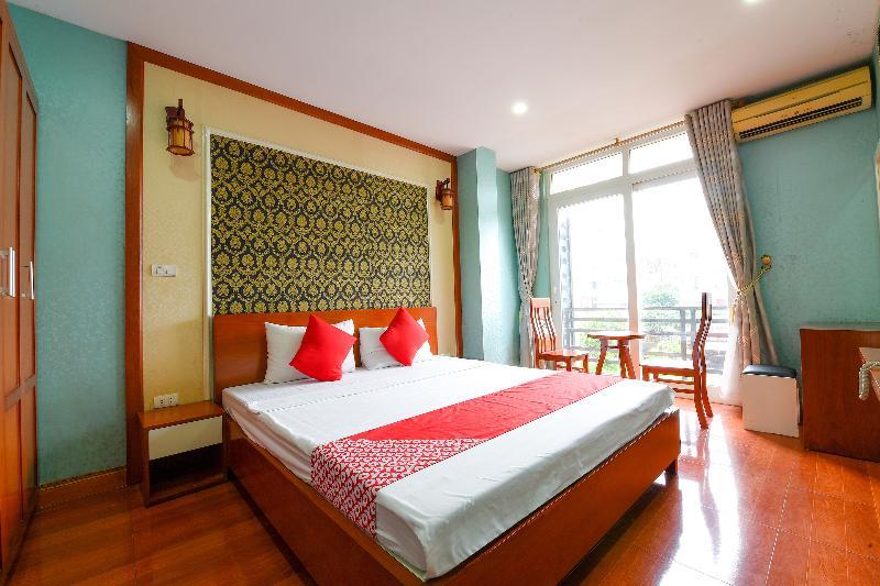 OYO 276 Bh Hotel Hanoi Buitenkant foto